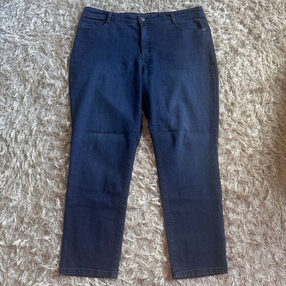 Style & Co Women's Slim Leg Jeans Size 18W Dark Wash  Stretchy Denim - Picture 1 of 6